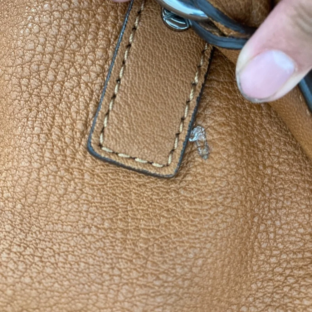 Michael Kors large purse - Picture 5 of 10